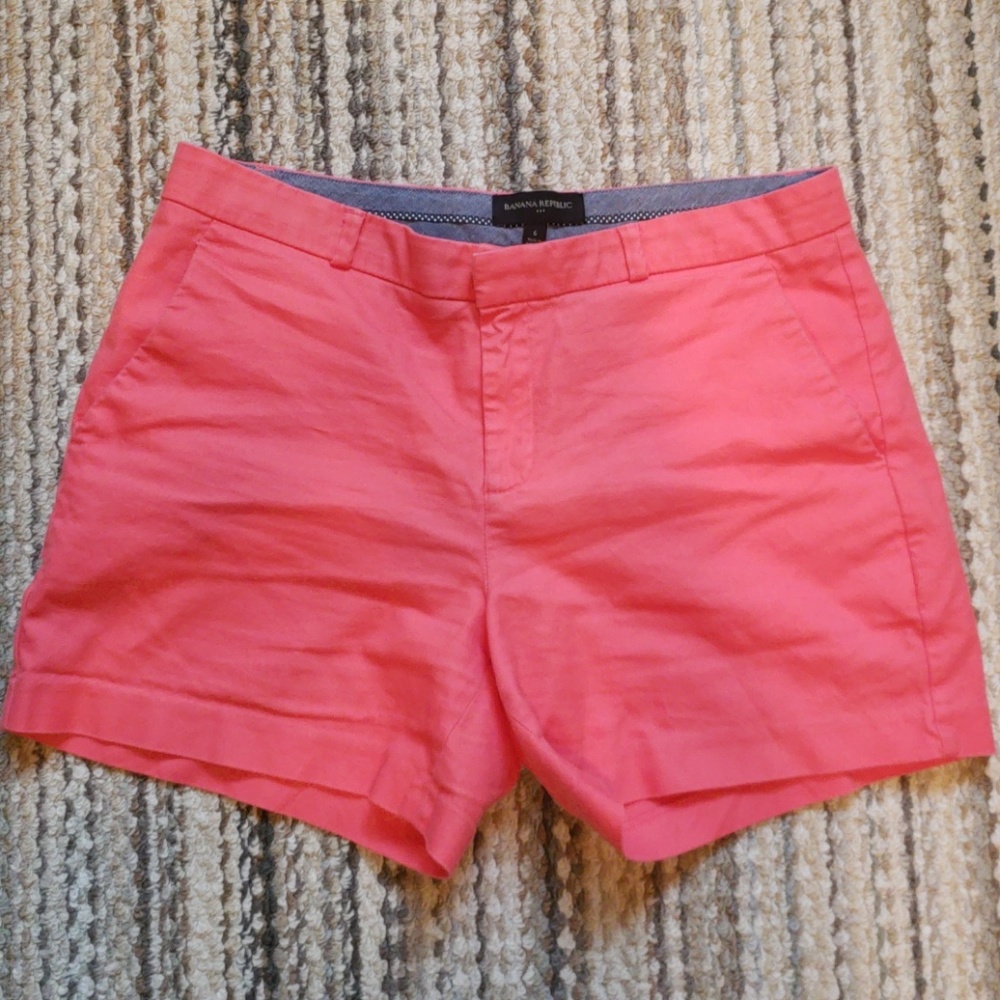 Banana Republic Coral Women's Shorts